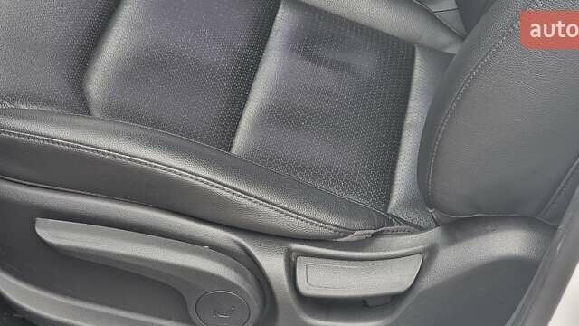 Білий Хендай Аванте, об'ємом двигуна 1.59 л та пробігом 171 тис. км за 10500 $, фото 12 на Automoto.ua