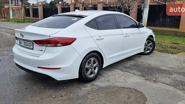 Білий Хендай Аванте, об'ємом двигуна 1.59 л та пробігом 171 тис. км за 10500 $, фото 1 на Automoto.ua