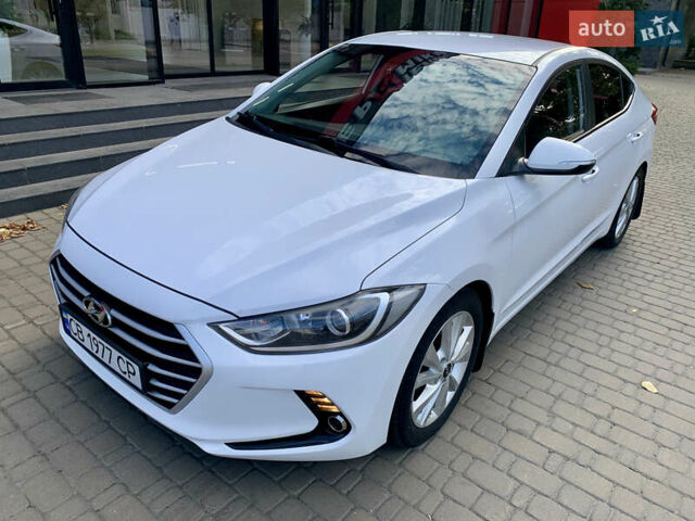 Белый Хендай Аванте, объемом двигателя 1.6 л и пробегом 192 тыс. км за 11600 $, фото 35 на Automoto.ua