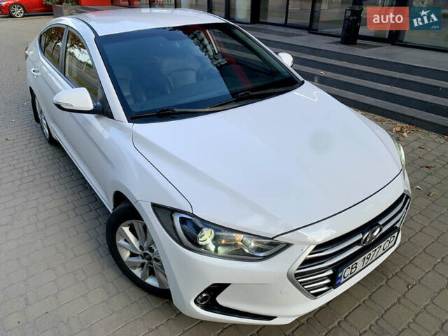 Белый Хендай Аванте, объемом двигателя 1.6 л и пробегом 192 тыс. км за 11600 $, фото 29 на Automoto.ua