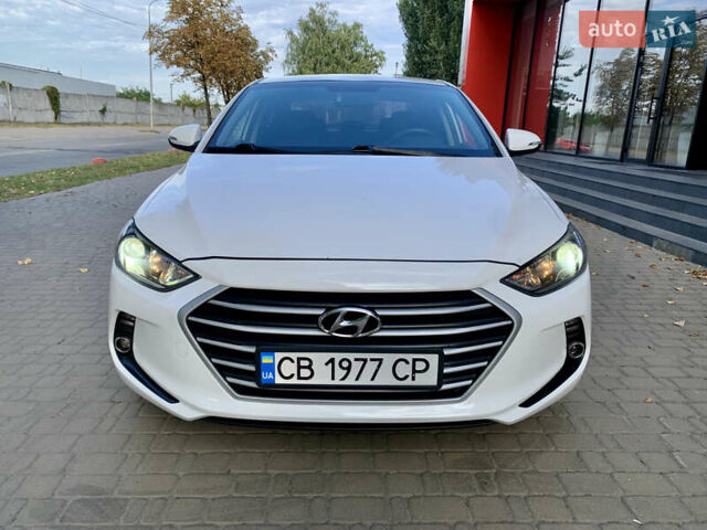 Белый Хендай Аванте, объемом двигателя 1.6 л и пробегом 192 тыс. км за 11600 $, фото 26 на Automoto.ua