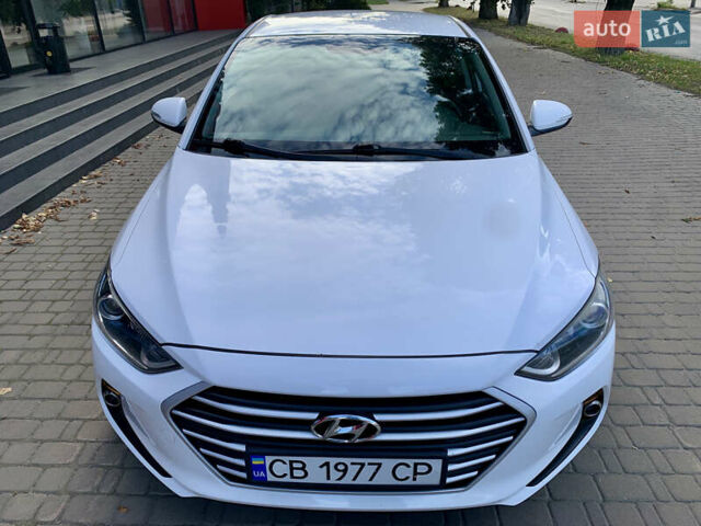 Белый Хендай Аванте, объемом двигателя 1.6 л и пробегом 192 тыс. км за 11600 $, фото 33 на Automoto.ua