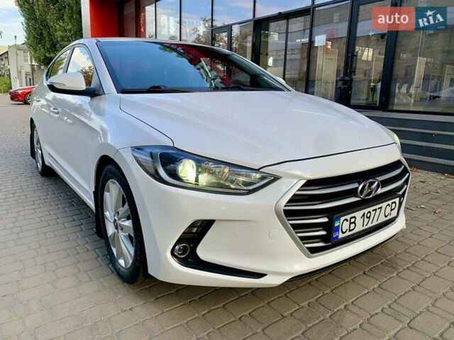 Белый Хендай Аванте, объемом двигателя 1.6 л и пробегом 192 тыс. км за 11600 $, фото 27 на Automoto.ua