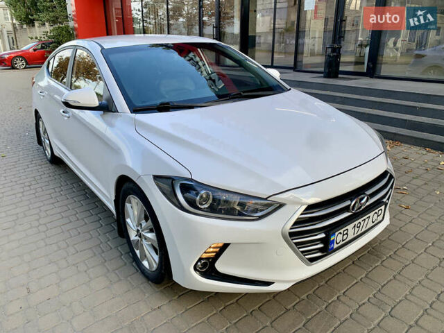 Белый Хендай Аванте, объемом двигателя 1.6 л и пробегом 192 тыс. км за 11600 $, фото 21 на Automoto.ua