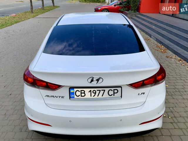 Белый Хендай Аванте, объемом двигателя 1.6 л и пробегом 192 тыс. км за 11600 $, фото 41 на Automoto.ua