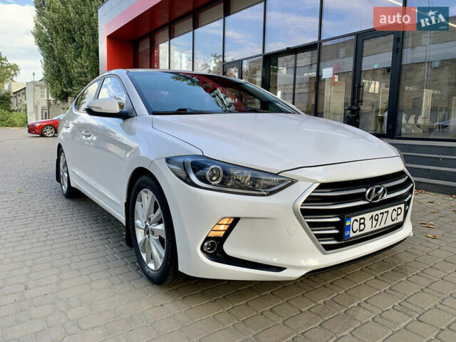 Белый Хендай Аванте, объемом двигателя 1.6 л и пробегом 192 тыс. км за 11600 $, фото 19 на Automoto.ua