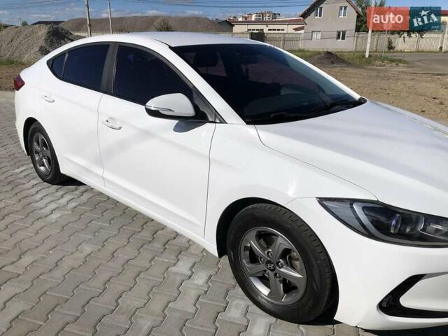 Белый Хендай Аванте, объемом двигателя 1.59 л и пробегом 153 тыс. км за 12900 $, фото 8 на Automoto.ua