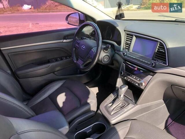 Белый Хендай Аванте, объемом двигателя 1.59 л и пробегом 153 тыс. км за 12900 $, фото 42 на Automoto.ua