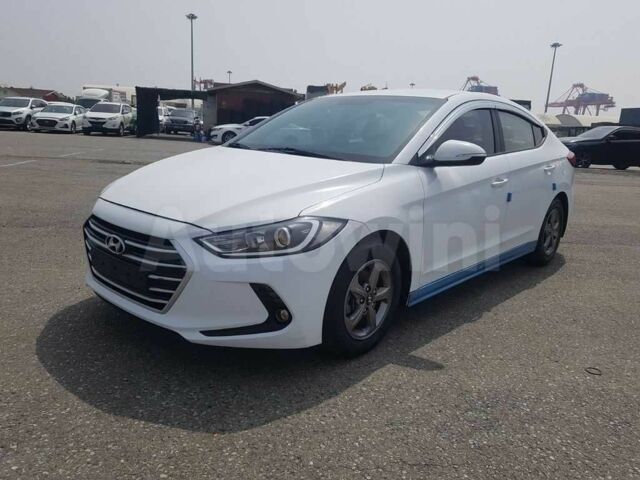 Белый Хендай Аванте, объемом двигателя 0 л и пробегом 83 тыс. км за 13370 $, фото 1 на Automoto.ua