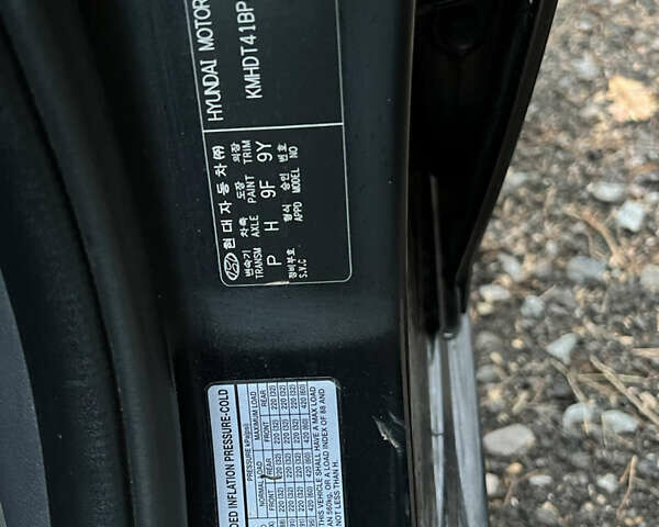 Черный Хендай Аванте, объемом двигателя 1.6 л и пробегом 154 тыс. км за 6000 $, фото 32 на Automoto.ua