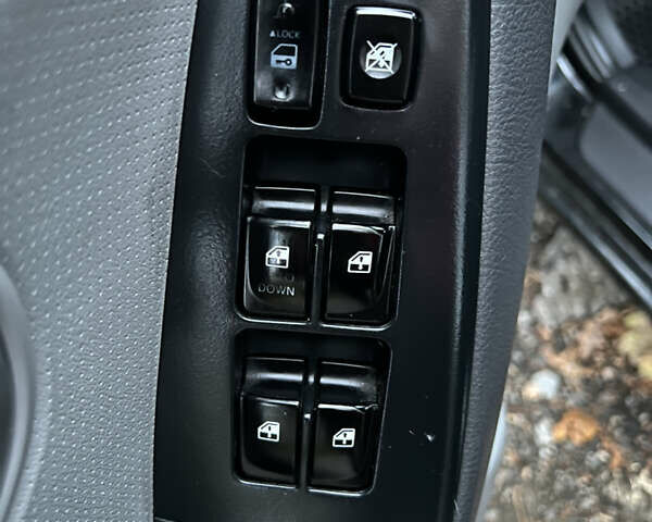 Черный Хендай Аванте, объемом двигателя 1.6 л и пробегом 154 тыс. км за 6000 $, фото 44 на Automoto.ua