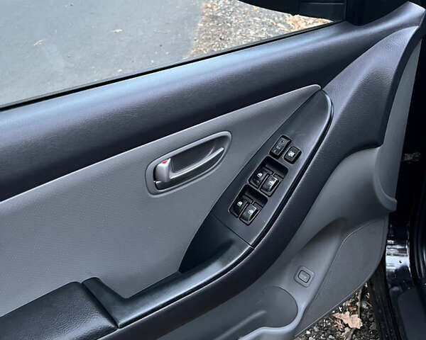 Черный Хендай Аванте, объемом двигателя 1.6 л и пробегом 154 тыс. км за 6000 $, фото 43 на Automoto.ua