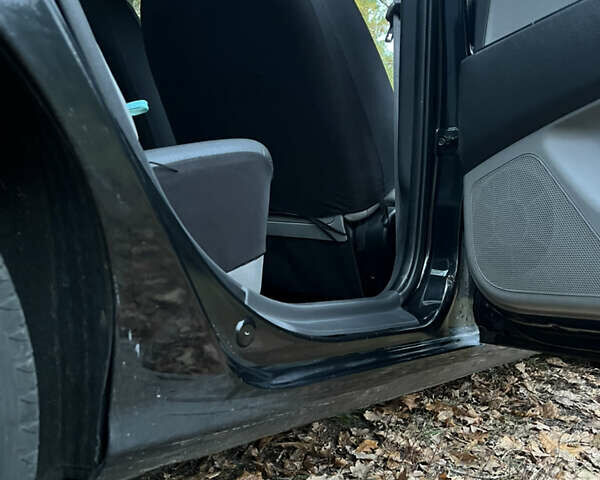 Черный Хендай Аванте, объемом двигателя 1.6 л и пробегом 154 тыс. км за 6000 $, фото 49 на Automoto.ua