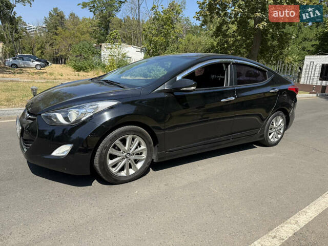 Черный Хендай Аванте, объемом двигателя 1.6 л и пробегом 198 тыс. км за 8500 $, фото 3 на Automoto.ua