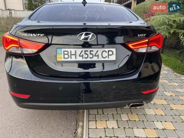 Черный Хендай Аванте, объемом двигателя 1.6 л и пробегом 138 тыс. км за 10900 $, фото 3 на Automoto.ua