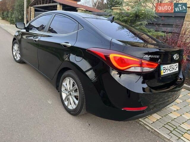 Черный Хендай Аванте, объемом двигателя 1.6 л и пробегом 138 тыс. км за 10900 $, фото 2 на Automoto.ua