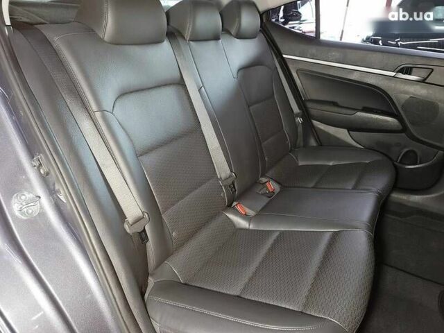Хендай Аванте, объемом двигателя 1.6 л и пробегом 149 тыс. км за 15800 $, фото 26 на Automoto.ua