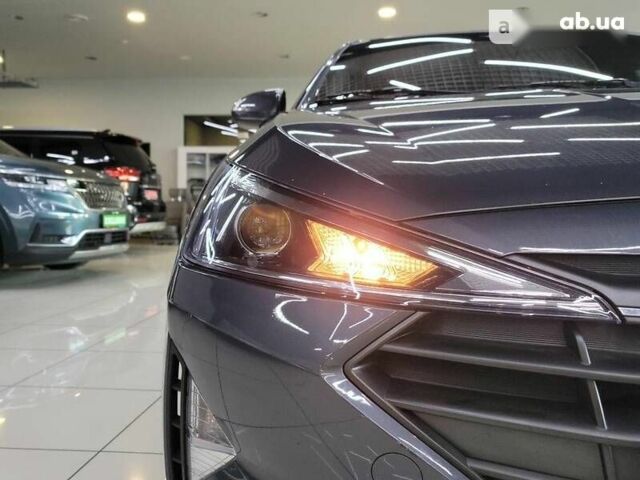 Хендай Аванте, объемом двигателя 1.6 л и пробегом 149 тыс. км за 15800 $, фото 5 на Automoto.ua