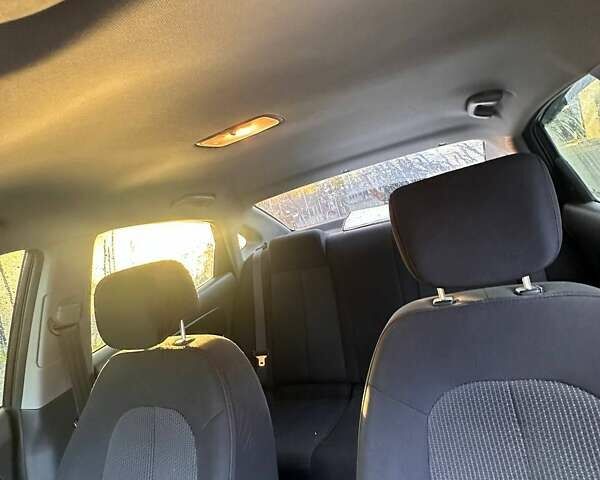 Хендай Аванте, объемом двигателя 1.59 л и пробегом 220 тыс. км за 6100 $, фото 6 на Automoto.ua