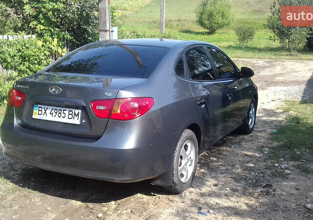 Серый Хендай Аванте, объемом двигателя 1.59 л и пробегом 211 тыс. км за 5700 $, фото 1 на Automoto.ua