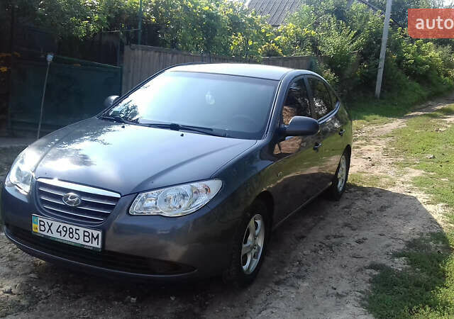 Серый Хендай Аванте, объемом двигателя 1.59 л и пробегом 211 тыс. км за 5700 $, фото 4 на Automoto.ua