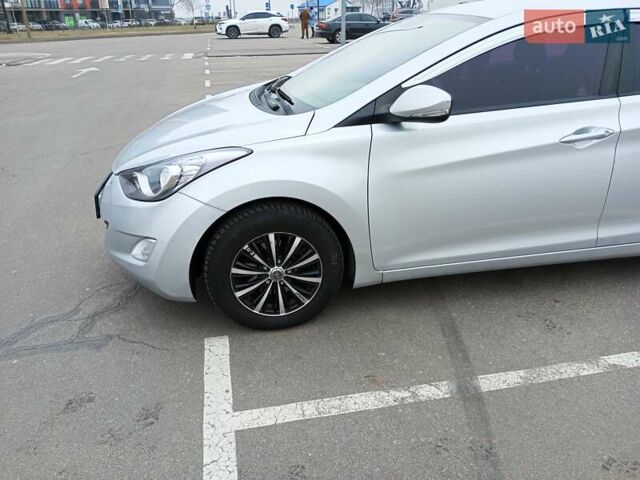 Серый Хендай Аванте, объемом двигателя 1.6 л и пробегом 103 тыс. км за 8300 $, фото 1 на Automoto.ua
