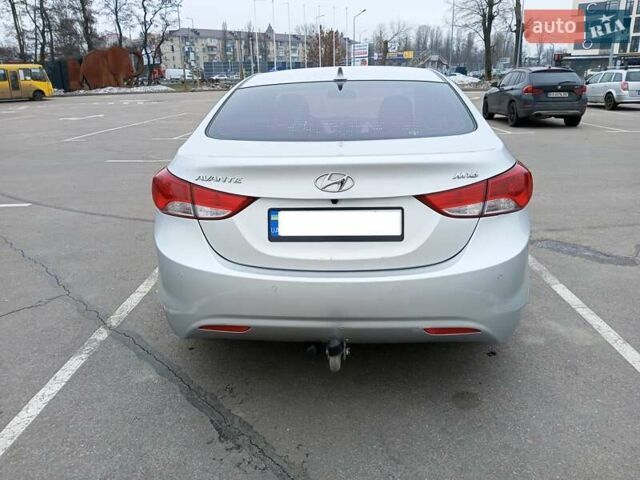 Серый Хендай Аванте, объемом двигателя 1.6 л и пробегом 103 тыс. км за 8300 $, фото 3 на Automoto.ua