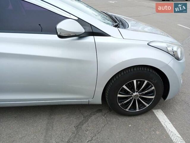 Серый Хендай Аванте, объемом двигателя 1.6 л и пробегом 103 тыс. км за 8300 $, фото 9 на Automoto.ua