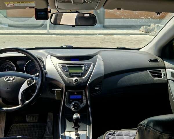 Серый Хендай Аванте, объемом двигателя 1.6 л и пробегом 156 тыс. км за 8500 $, фото 13 на Automoto.ua