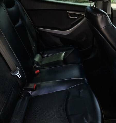 Серый Хендай Аванте, объемом двигателя 1.6 л и пробегом 156 тыс. км за 8500 $, фото 14 на Automoto.ua