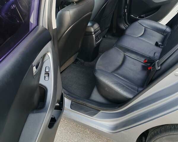 Сірий Хендай Аванте, об'ємом двигуна 1.6 л та пробігом 244 тис. км за 9000 $, фото 4 на Automoto.ua