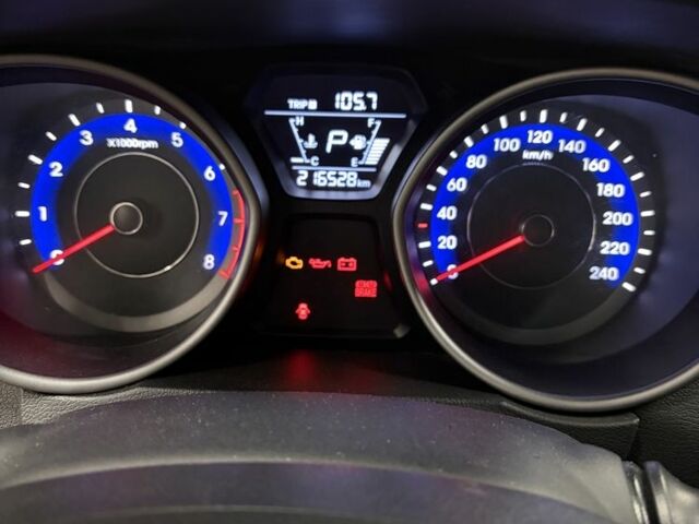 Серый Хендай Аванте, объемом двигателя 1.6 л и пробегом 216 тыс. км за 7900 $, фото 4 на Automoto.ua