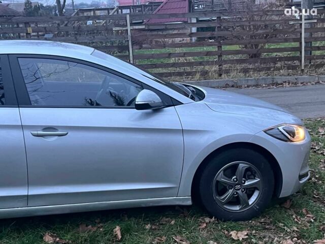 Серый Хендай Аванте, объемом двигателя 1.6 л и пробегом 189 тыс. км за 11690 $, фото 13 на Automoto.ua