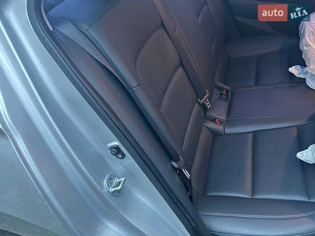 Серый Хендай Аванте, объемом двигателя 1.6 л и пробегом 189 тыс. км за 11690 $, фото 23 на Automoto.ua