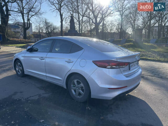 Сірий Хендай Аванте, об'ємом двигуна 1.6 л та пробігом 159 тис. км за 9700 $, фото 8 на Automoto.ua