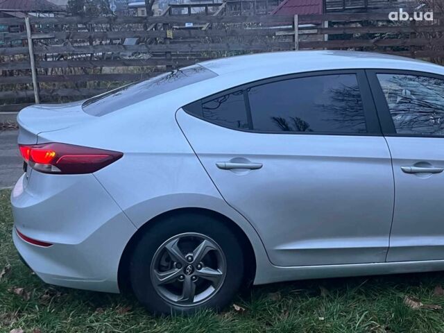 Серый Хендай Аванте, объемом двигателя 1.6 л и пробегом 189 тыс. км за 11690 $, фото 12 на Automoto.ua