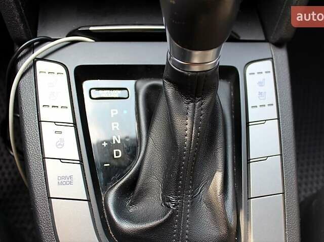 Серый Хендай Аванте, объемом двигателя 1.6 л и пробегом 145 тыс. км за 11200 $, фото 11 на Automoto.ua
