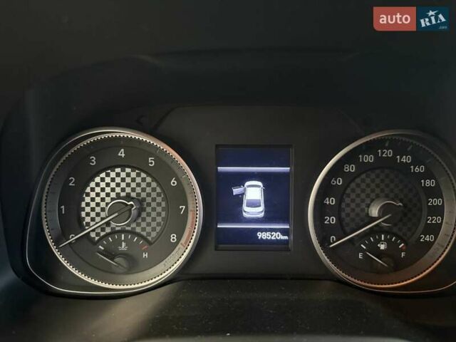 Сірий Хендай Аванте, об'ємом двигуна 1.6 л та пробігом 98 тис. км за 14990 $, фото 21 на Automoto.ua