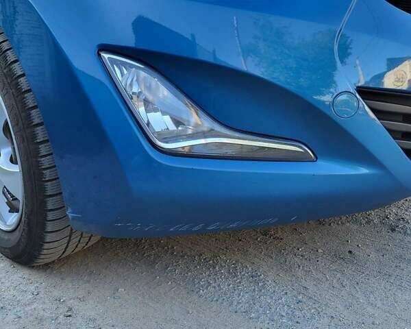 Синий Хендай Аванте, объемом двигателя 1.59 л и пробегом 163 тыс. км за 9900 $, фото 4 на Automoto.ua