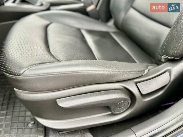 Синій Хендай Аванте, об'ємом двигуна 1.6 л та пробігом 231 тис. км за 12300 $, фото 30 на Automoto.ua