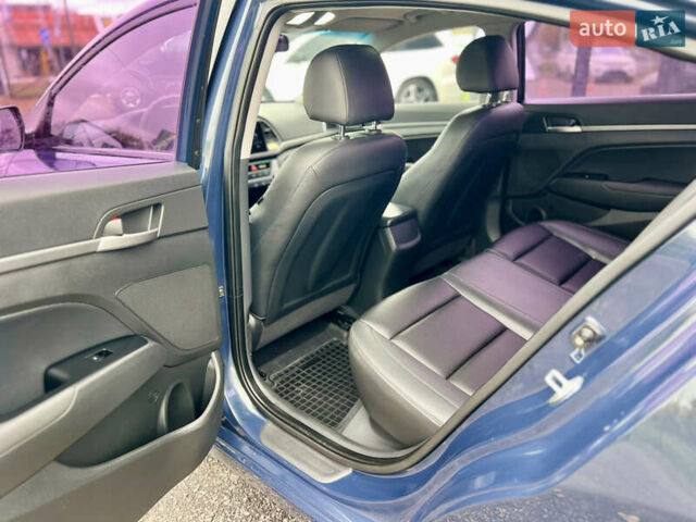 Синій Хендай Аванте, об'ємом двигуна 1.6 л та пробігом 231 тис. км за 12300 $, фото 14 на Automoto.ua