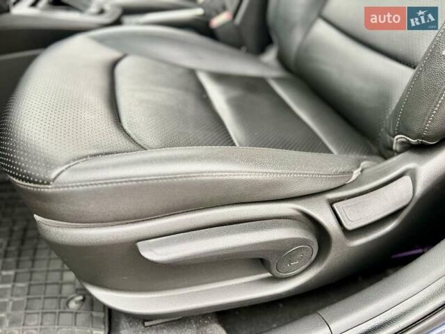 Синий Хендай Аванте, объемом двигателя 1.6 л и пробегом 231 тыс. км за 11900 $, фото 29 на Automoto.ua