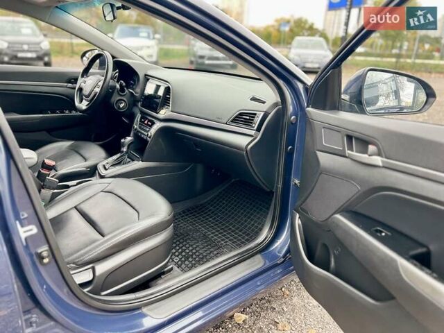 Синий Хендай Аванте, объемом двигателя 1.6 л и пробегом 231 тыс. км за 11900 $, фото 16 на Automoto.ua