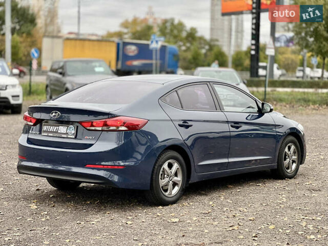 Синій Хендай Аванте, об'ємом двигуна 1.6 л та пробігом 231 тис. км за 12300 $, фото 4 на Automoto.ua