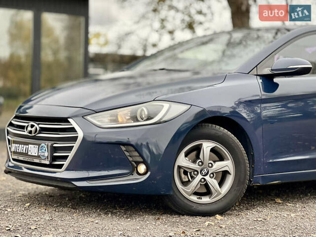 Синій Хендай Аванте, об'ємом двигуна 1.6 л та пробігом 231 тис. км за 12300 $, фото 10 на Automoto.ua