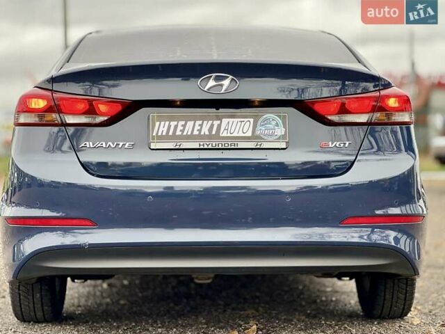 Синий Хендай Аванте, объемом двигателя 1.6 л и пробегом 231 тыс. км за 11900 $, фото 12 на Automoto.ua