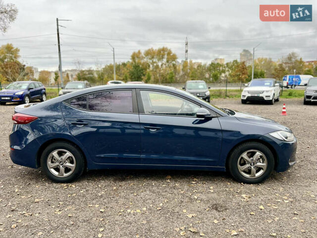 Синій Хендай Аванте, об'ємом двигуна 1.6 л та пробігом 231 тис. км за 12300 $, фото 5 на Automoto.ua