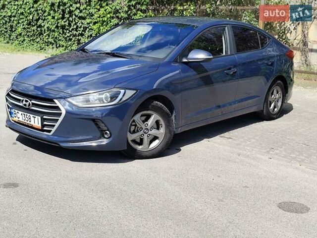 Синий Хендай Аванте, объемом двигателя 1.58 л и пробегом 230 тыс. км за 12000 $, фото 7 на Automoto.ua