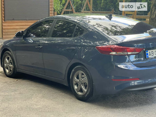 Синий Хендай Аванте, объемом двигателя 1.6 л и пробегом 130 тыс. км за 11500 $, фото 19 на Automoto.ua