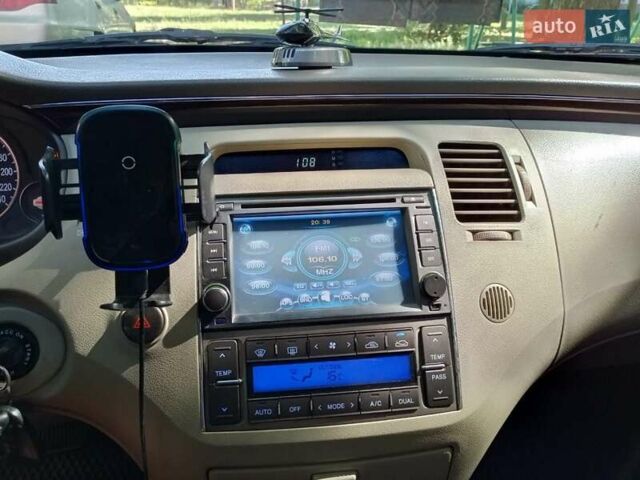 Белый Хендай Азера, объемом двигателя 2.7 л и пробегом 208 тыс. км за 6300 $, фото 10 на Automoto.ua